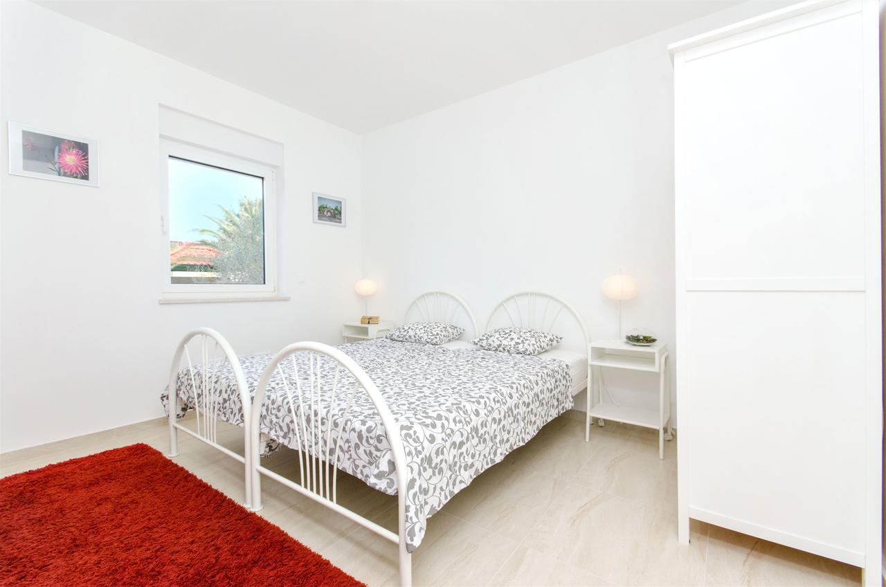 Apartments Branimir Mandre Exterior foto